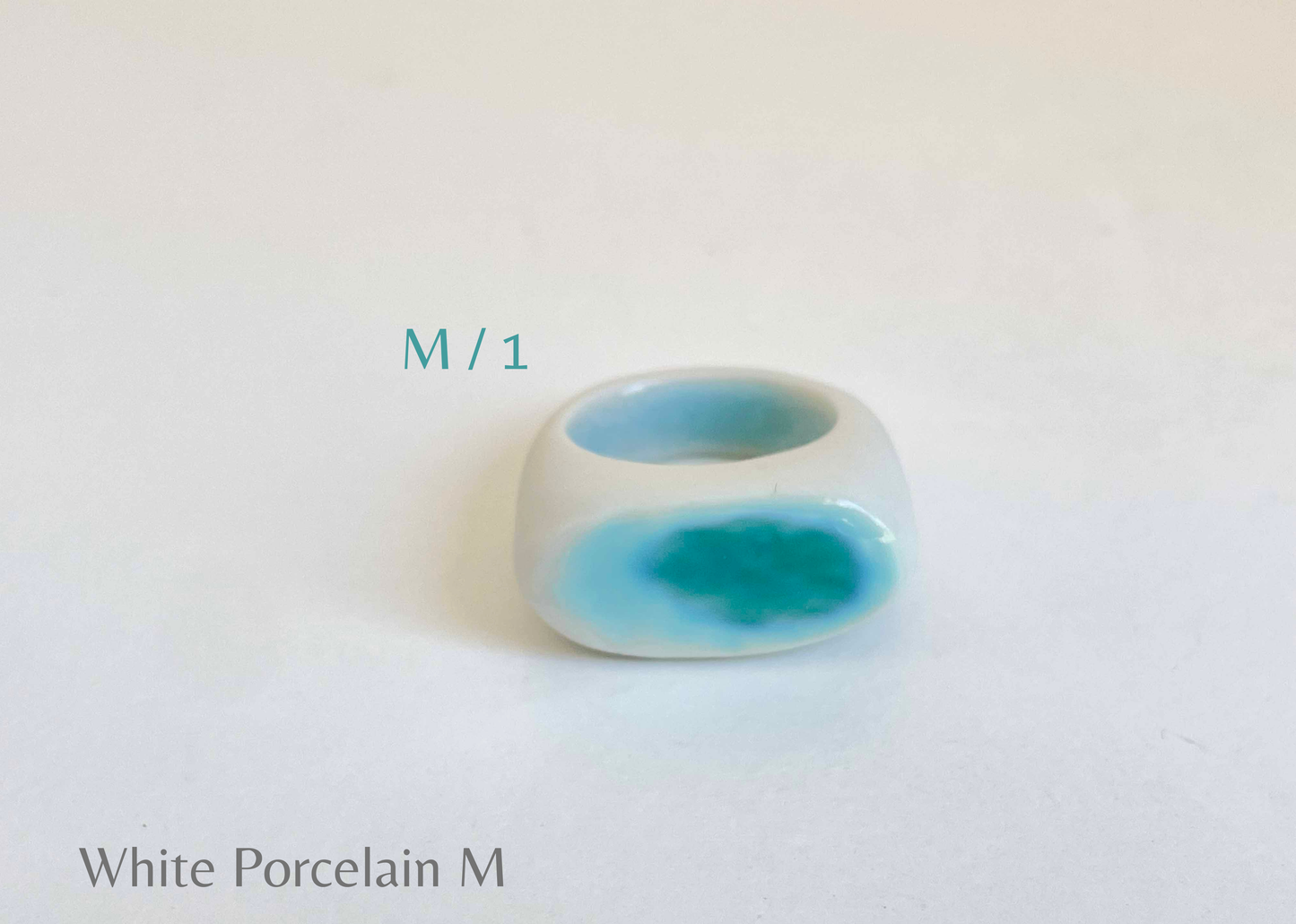 Cala Ring Porcelain